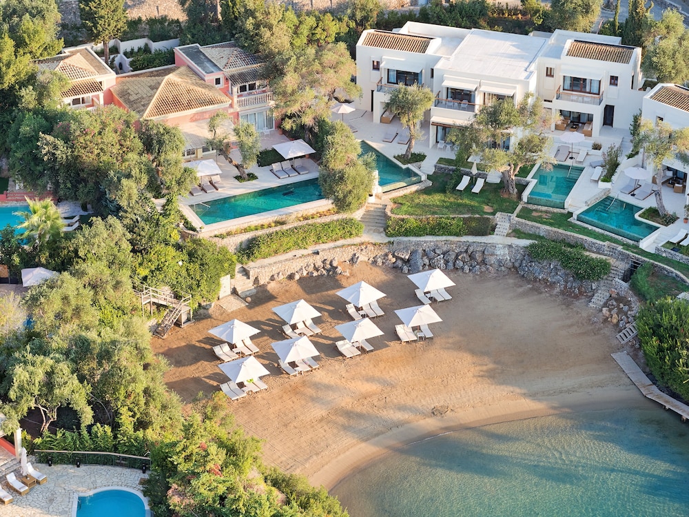 Corfu Imperial, A Resort to Live in Priftiatika