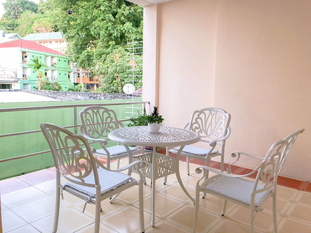 R.K. Guesthouse 59/70