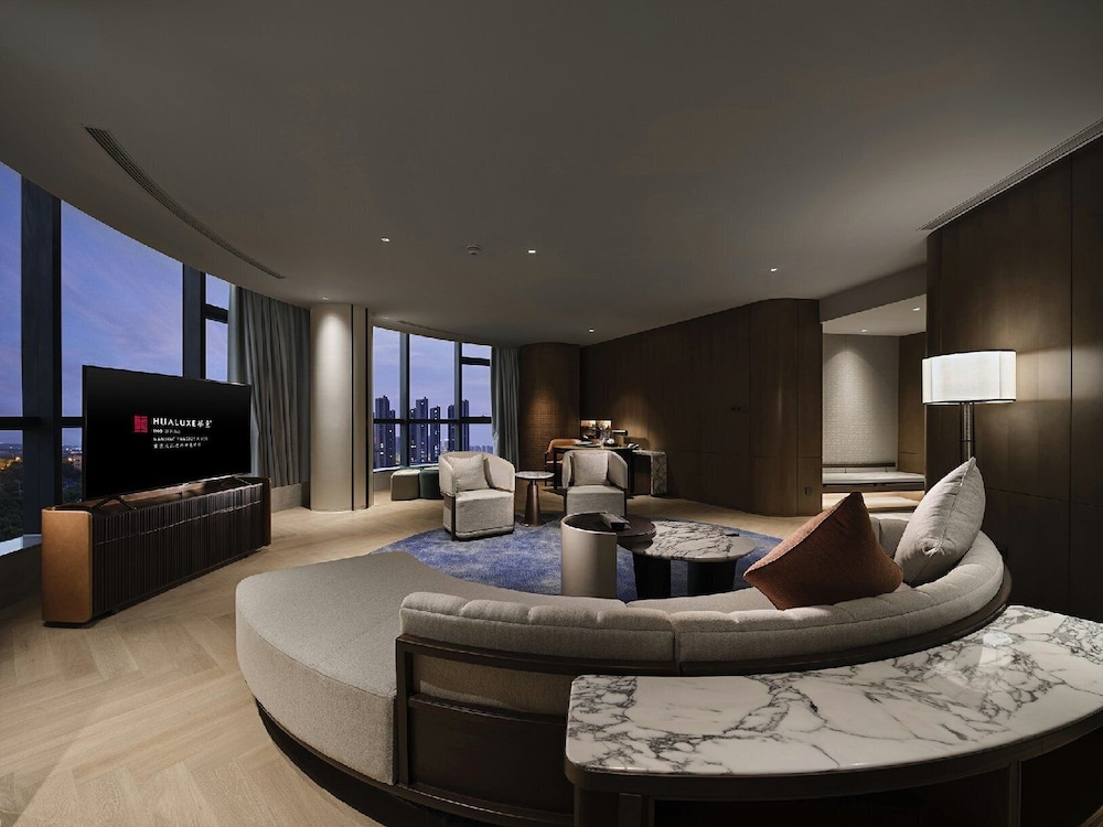 Hualuxe Hotels And Resorts Nanjing Yangtze River 29/50