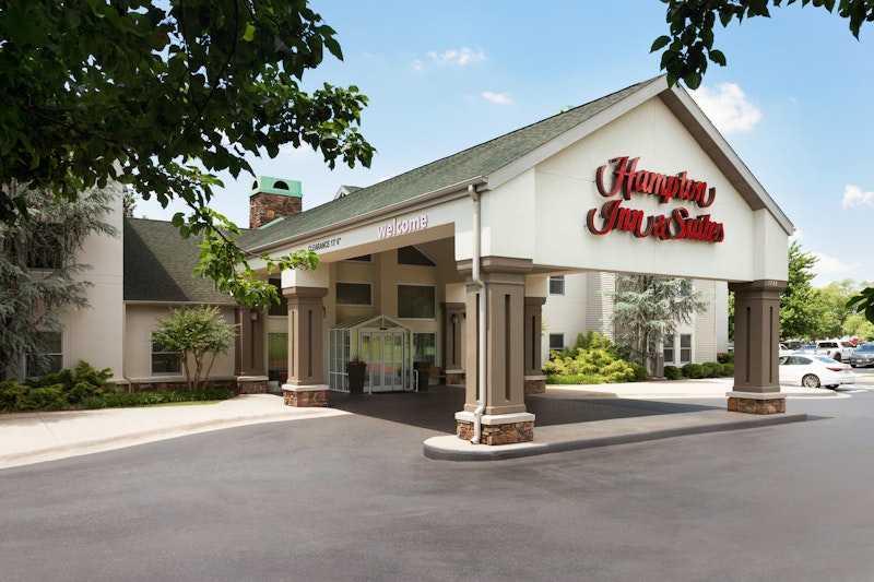 Hampton Inn and Suites Springdale 1/15