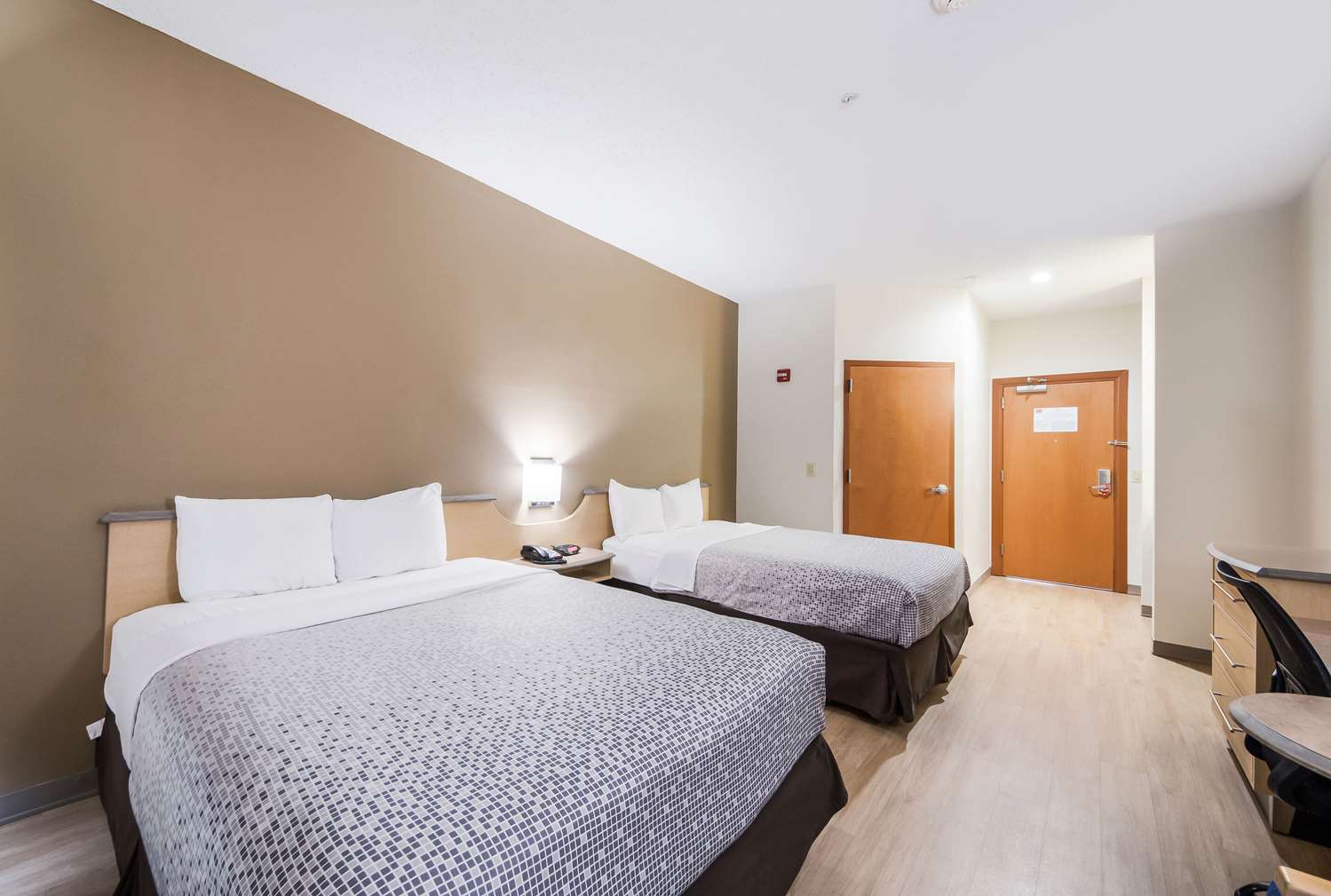 ROOM, 2 QUEEN BEDS