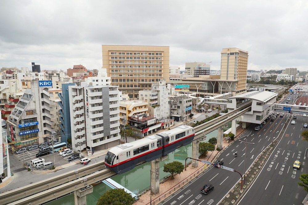 ホテルユクエスタ旭橋 写真1