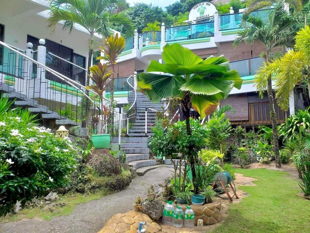 Turtle Inn Resort 7/47