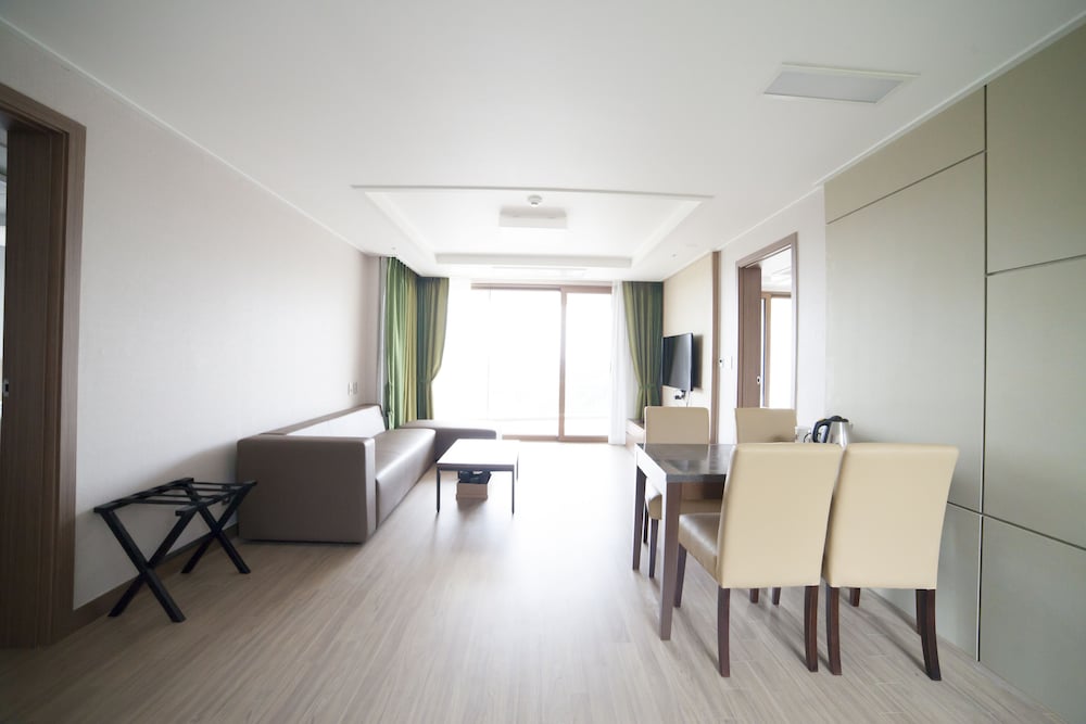Dongwon Royal Country Club & Resort 51/71