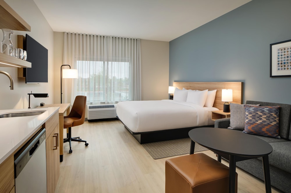 Hyatt Studios Jacksonville/St Johns Town Center 25/50