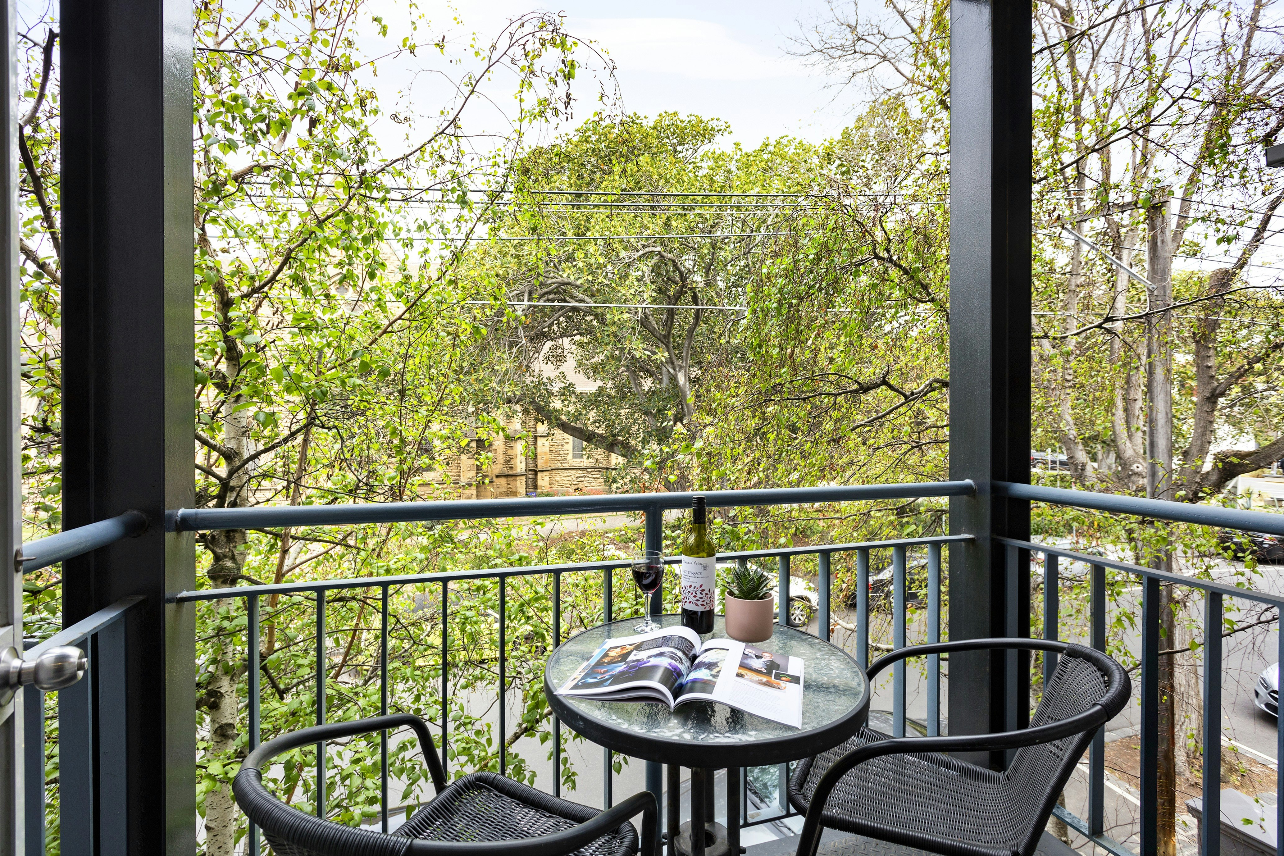 QUEST ST KILDA BAYSIDE 32/41