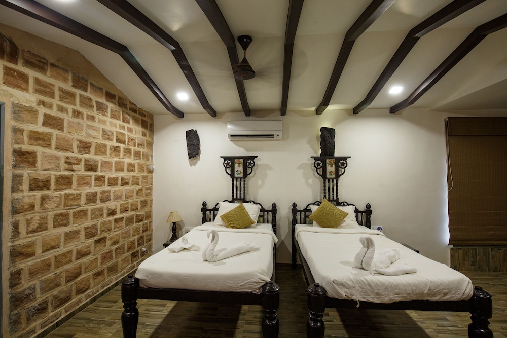 Gir Lion's Paw Resort 11/35