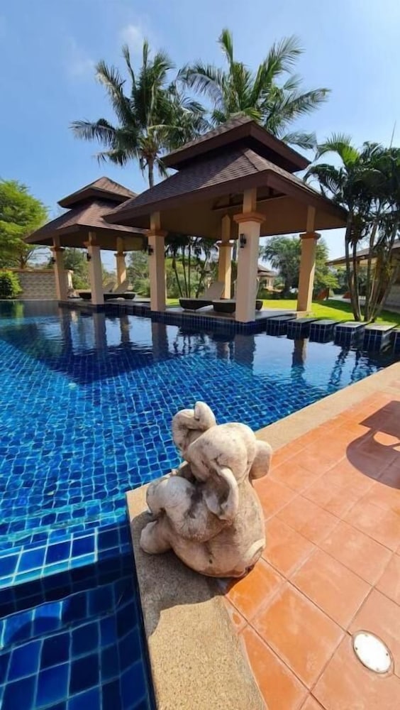 Elegancy Resort Hua Hin 24/50