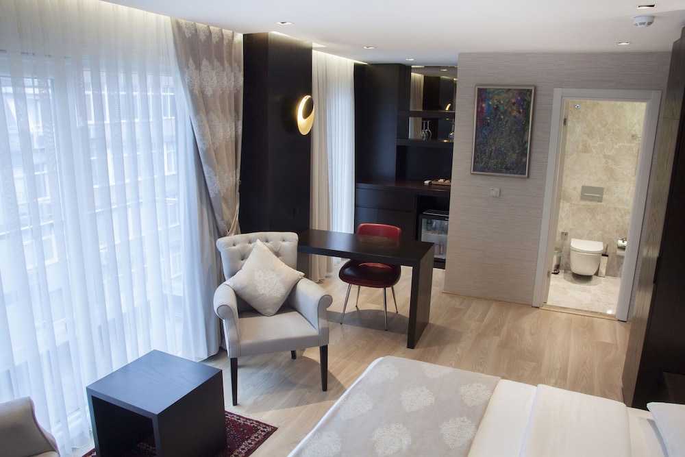 HOTEL BOSFORA 40/50