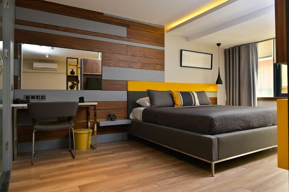 Spil Suites 19/31
