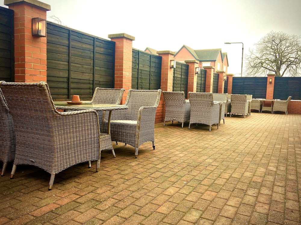 The Beeches Hotel And Leisure Club 45/50