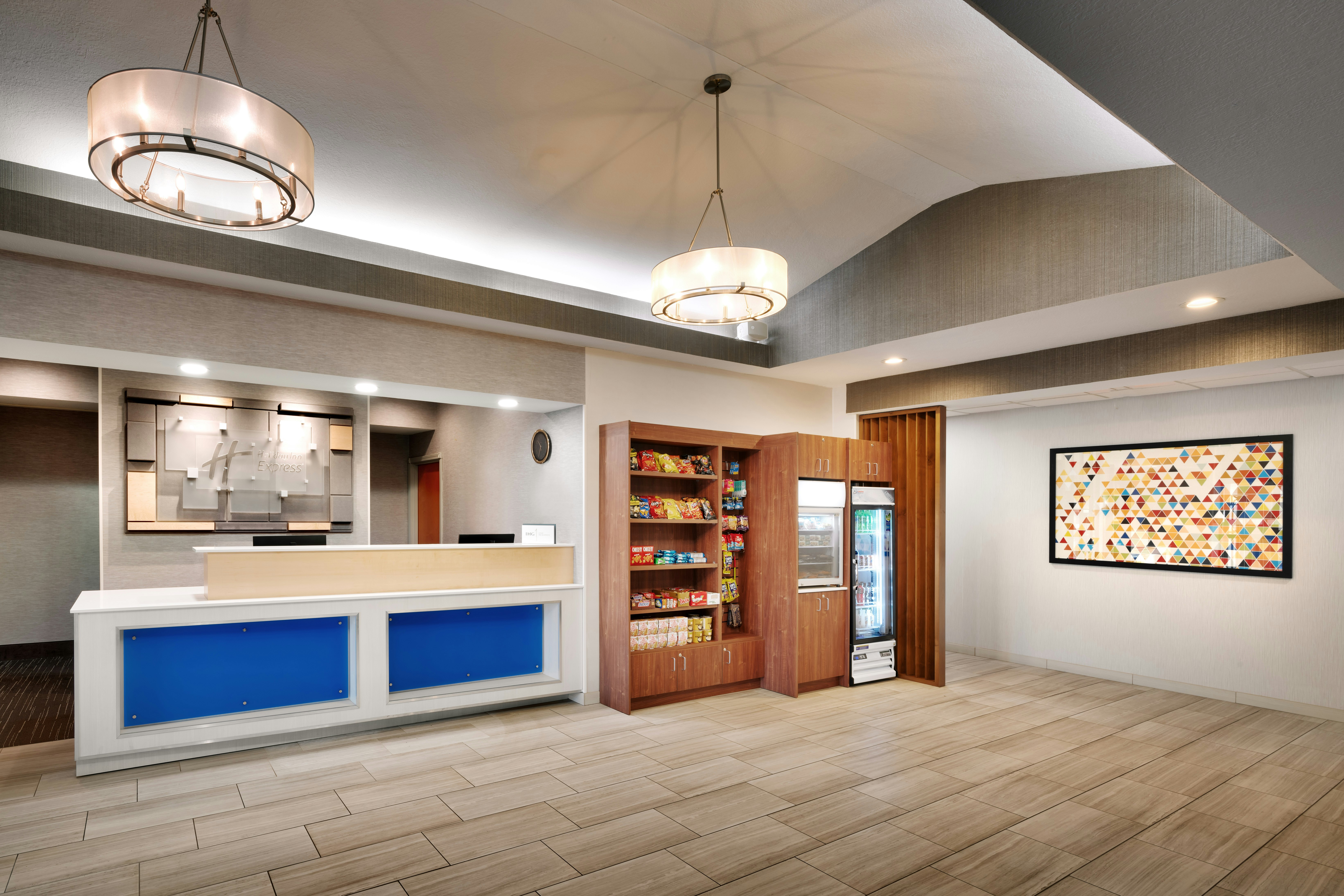 Holiday Inn Express Hotel And Suites Mitchell 13/67
