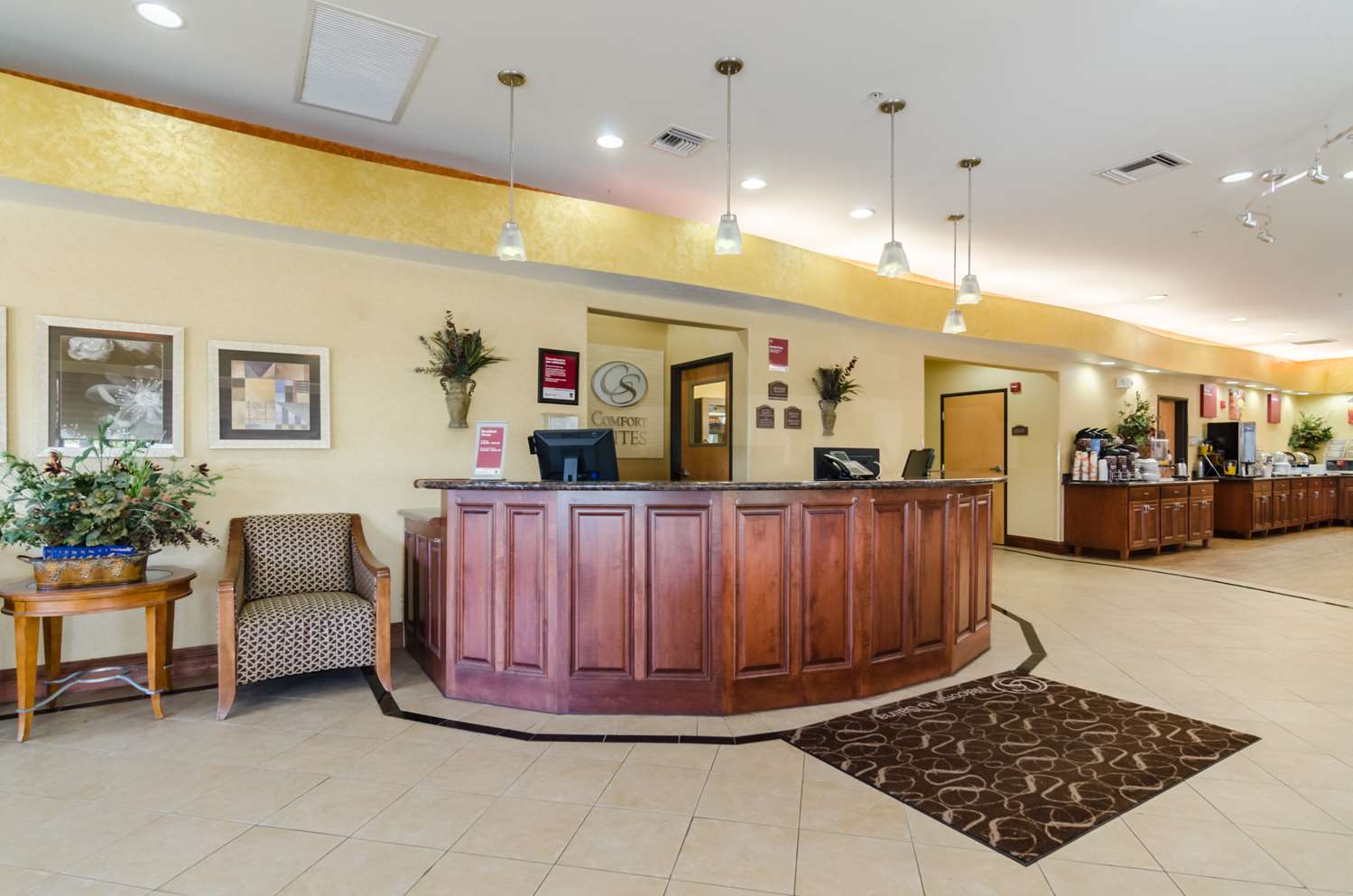 Comfort Suites Salina 8/44