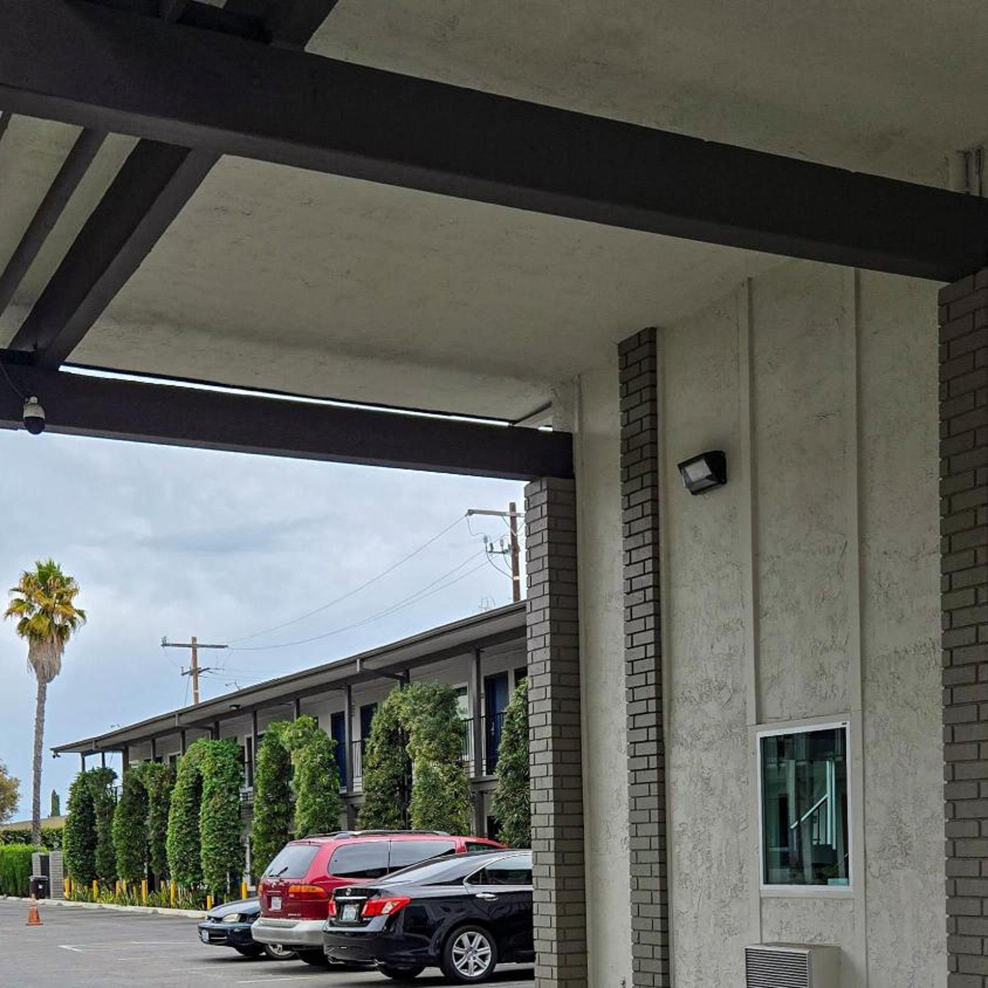 Studio6 Suites Santa Ana, CA in SANTA ANA - CA