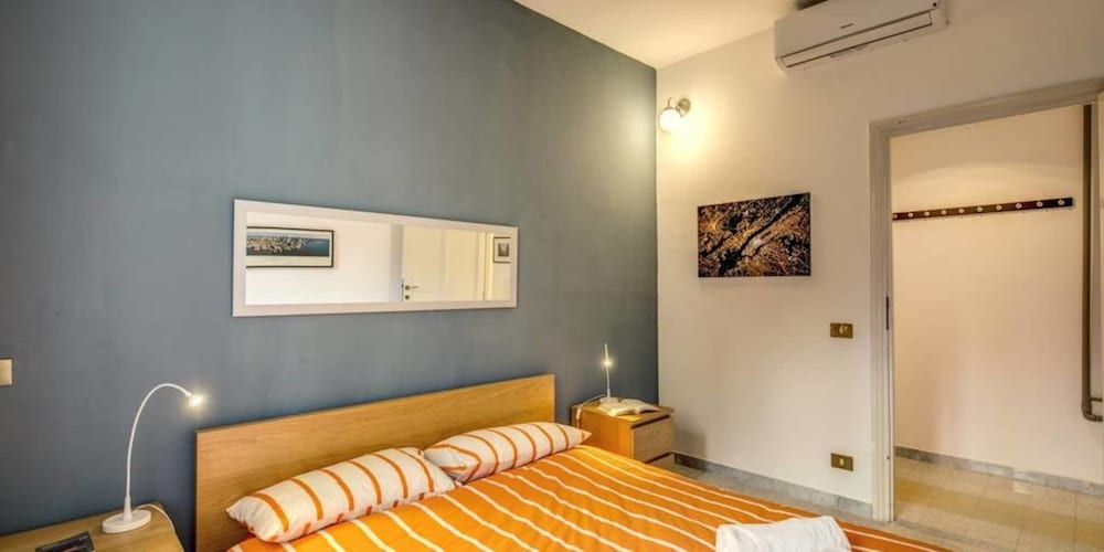 Monti Coliseum 3 bedroom 2nd floor 25/40