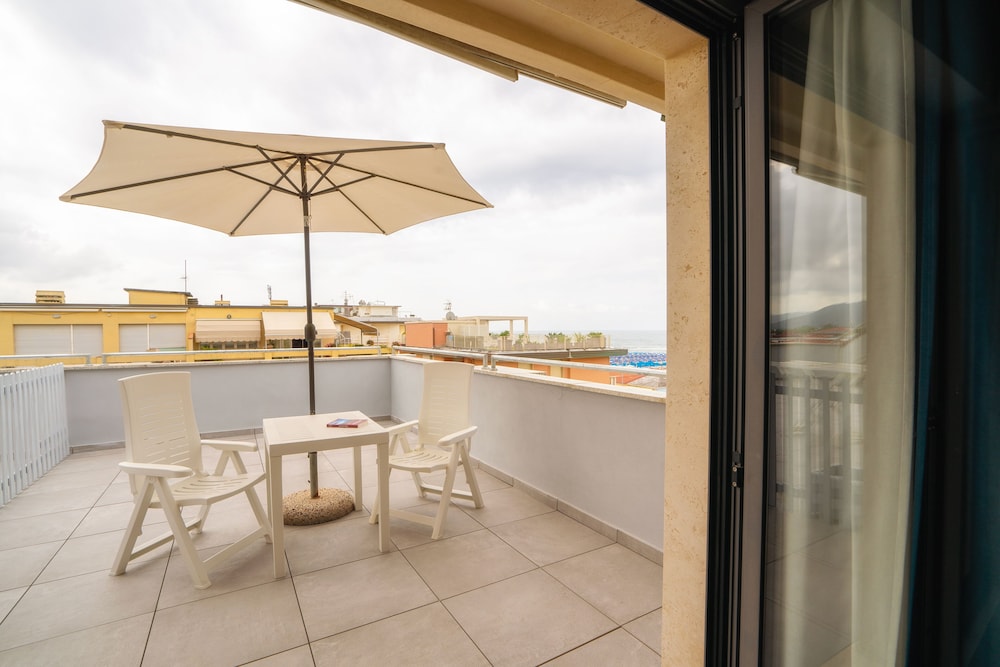 Hotel Sirio 35/44