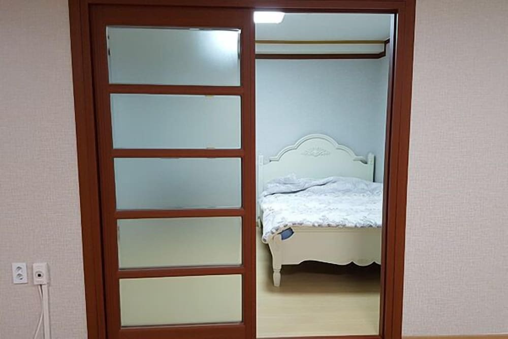 Pocheon Bluesky Pension 49/50