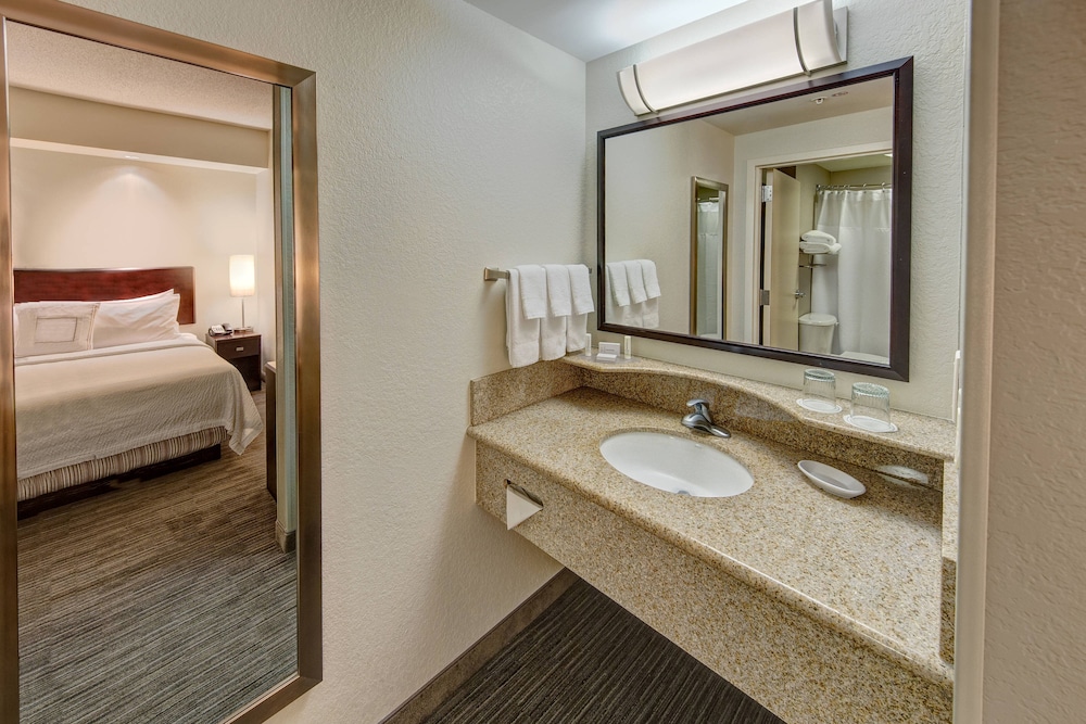 SpringHill Suites by Marriott Naples 11/40