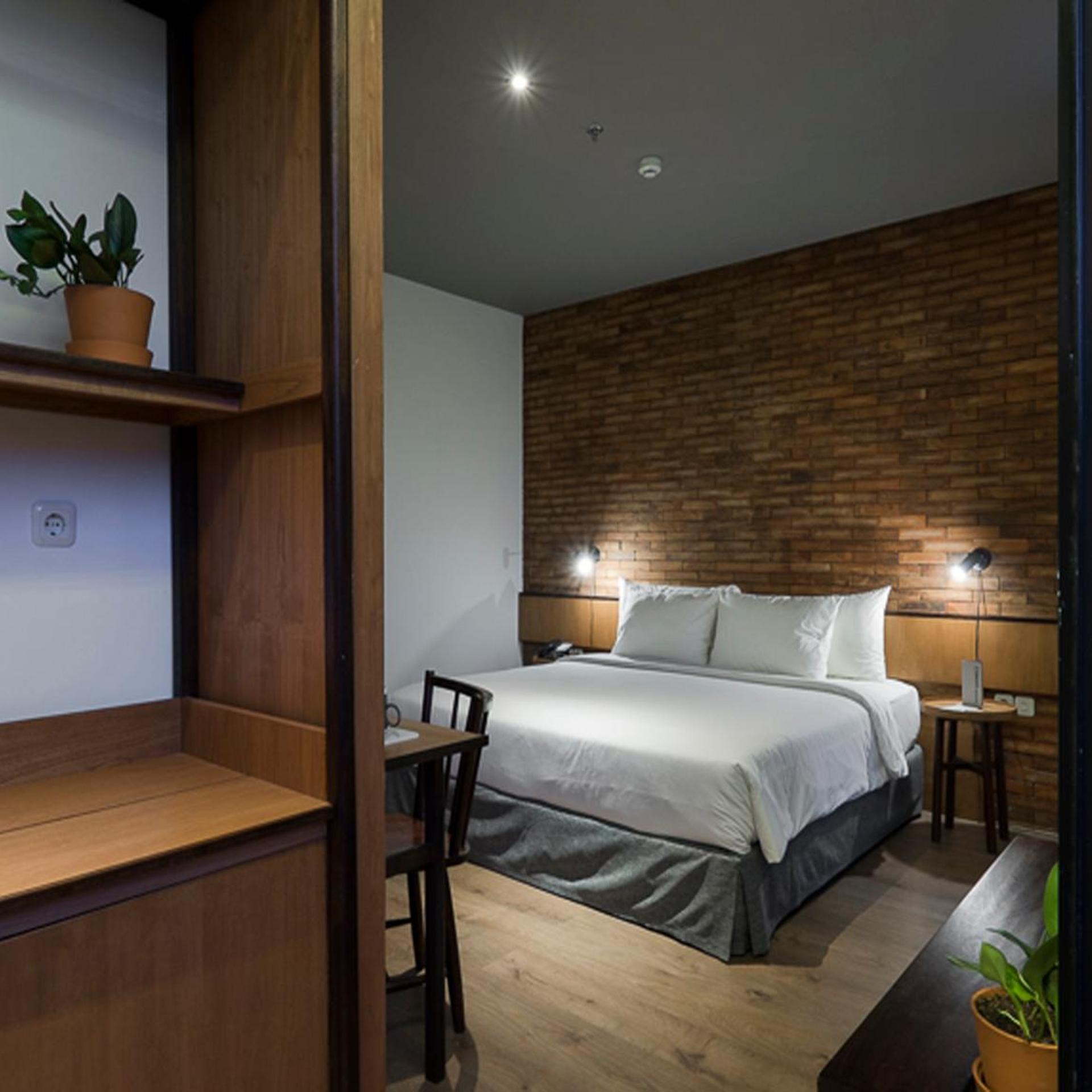 غرفة قياسية بسرير كينج، Park5 Hotel Cilandak 9/10