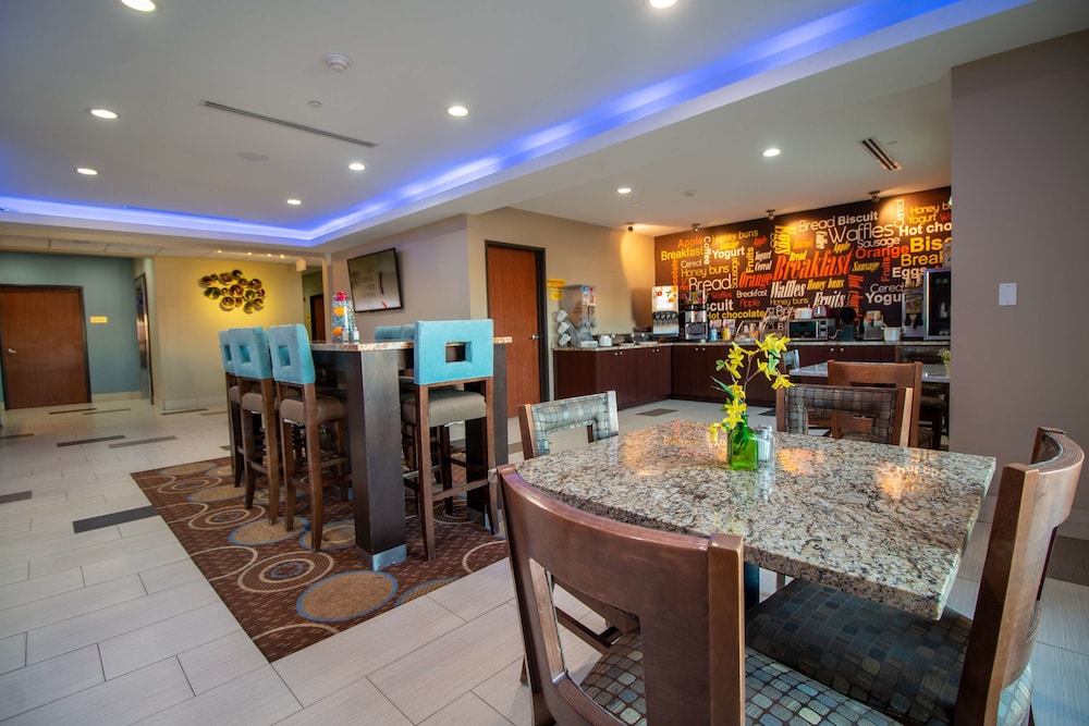 Surestay Plus By Best Western Owasso Tulsa North 28/39