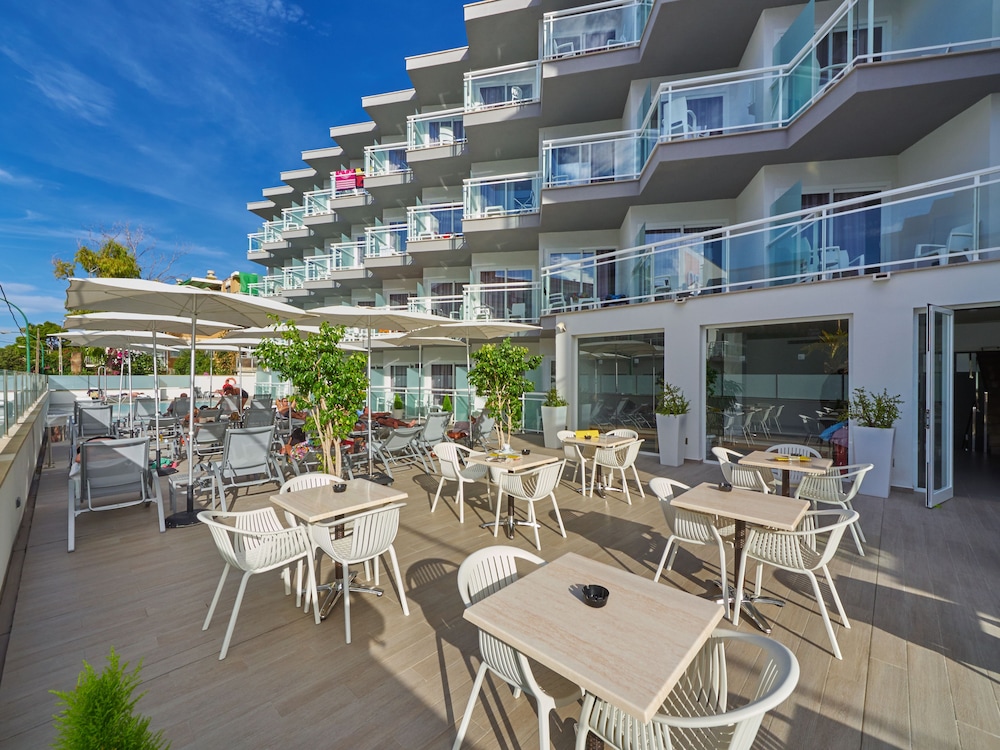 BQ Amfora Beach - Adults Only 71/72
