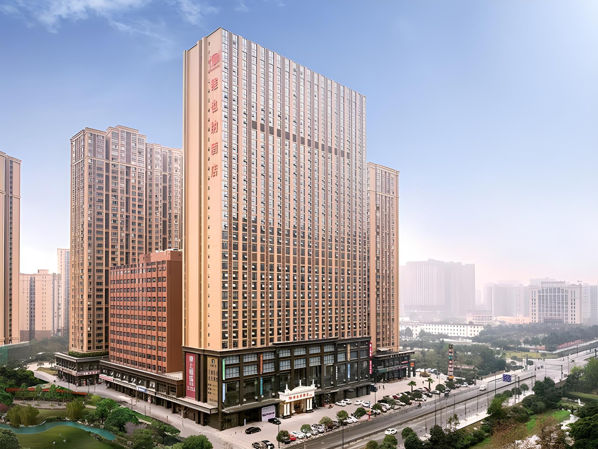 Vienna Hotel (Chengdu Dafeng Metro Station) 7/46