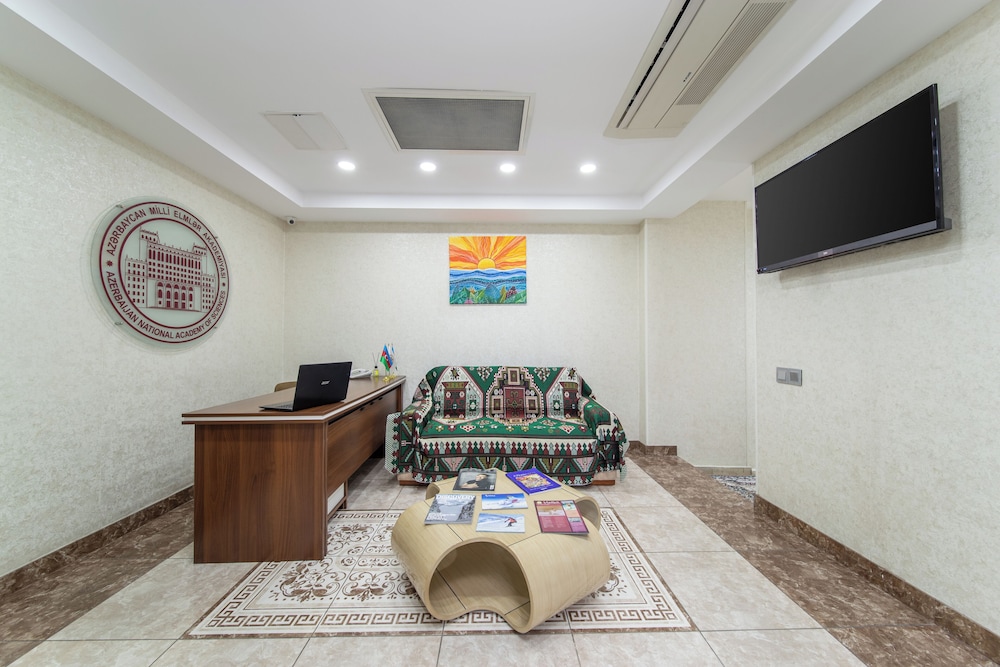 Amea Baku Hotel 43/53