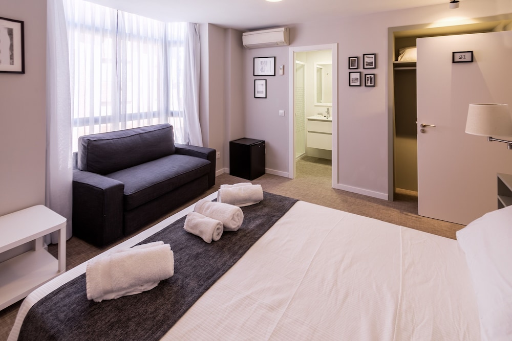 Hostal Gran Via 20/40