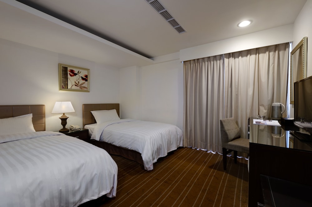 Nei Jiang Hotel 15/38