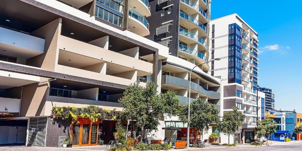 Morgan Suites 7/64