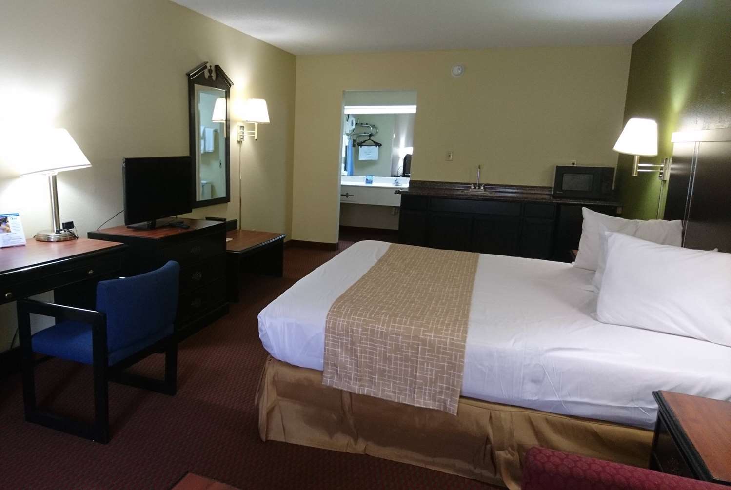 Travelodge By Wyndham Knoxville East 4/10