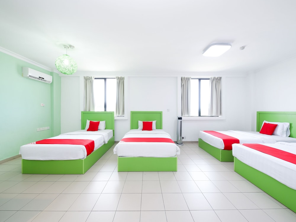 Oyo 564 Y Hotel 17/24