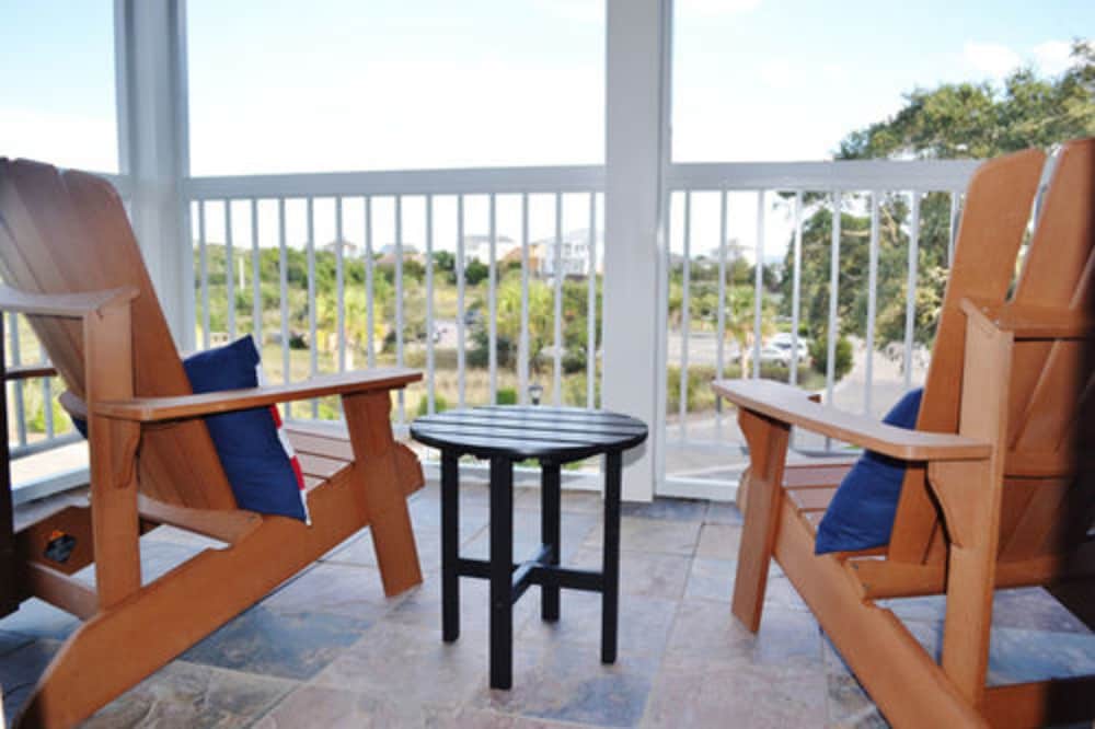 Regatta Inn 43/64