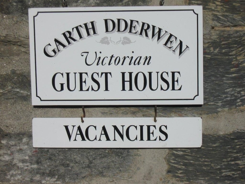 Garth Dderwen Victorian Guest House 17/48