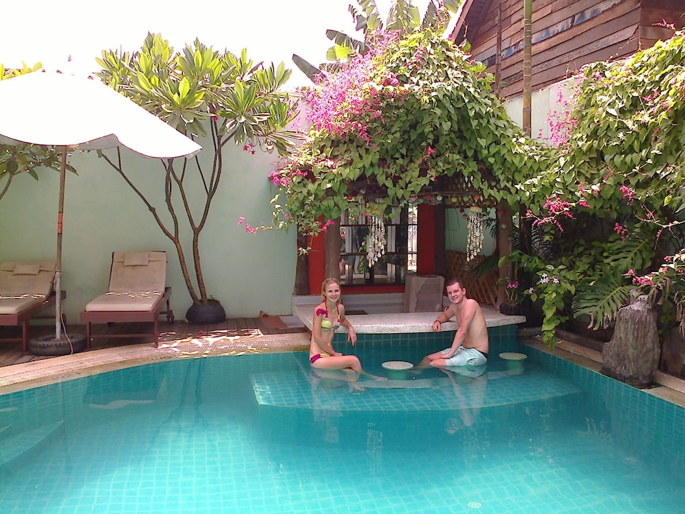Siem Reap Riverside Hotel 61/67