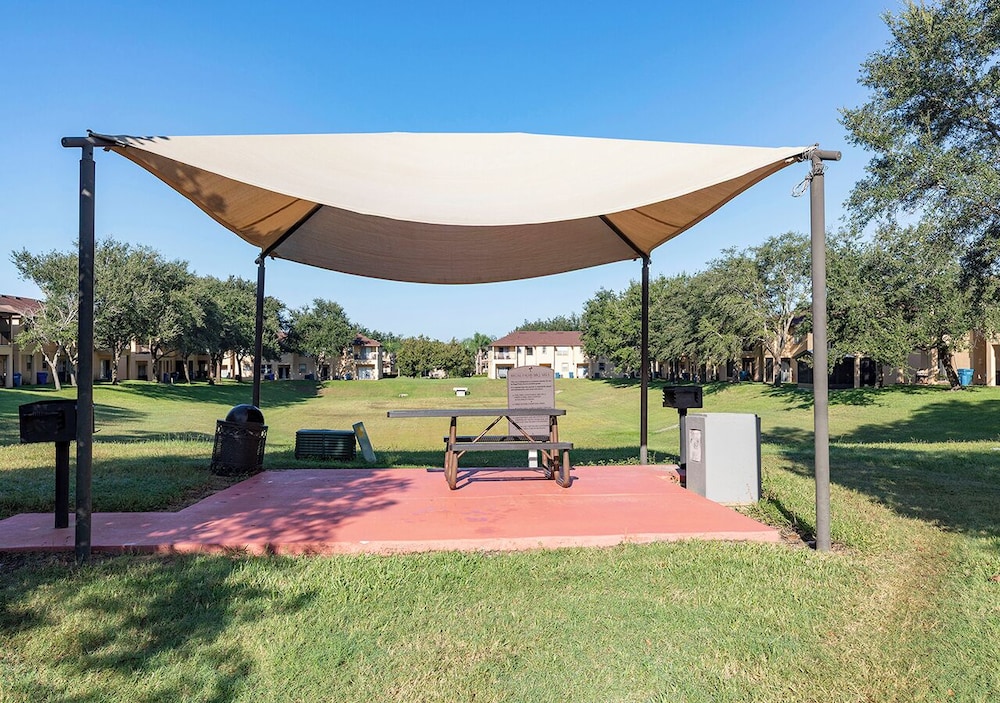 Villas At Regal Palms 49/51