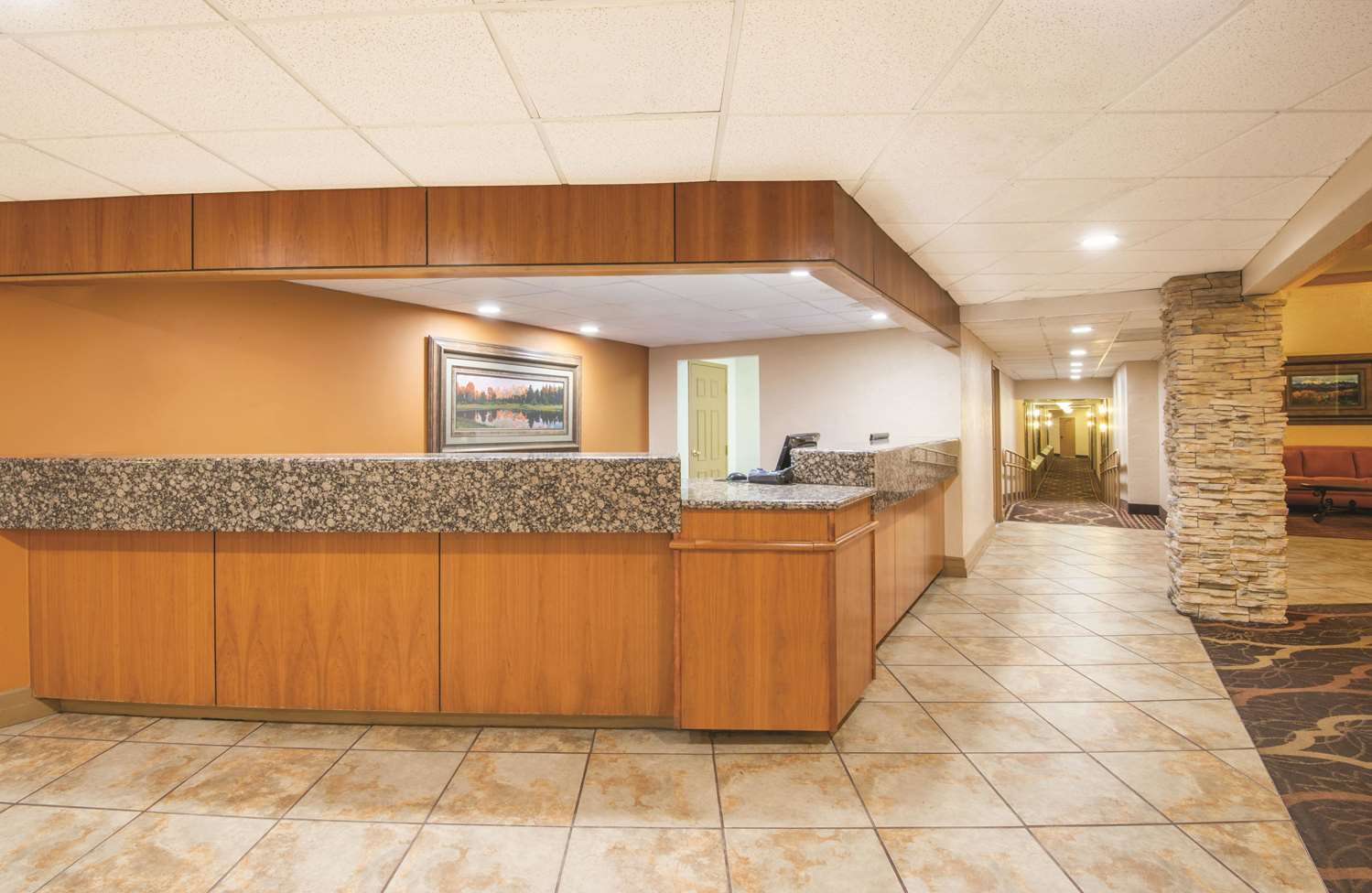 La Quinta Inn & Suites by Wyndham Silverthorne - Summit Co 3/20