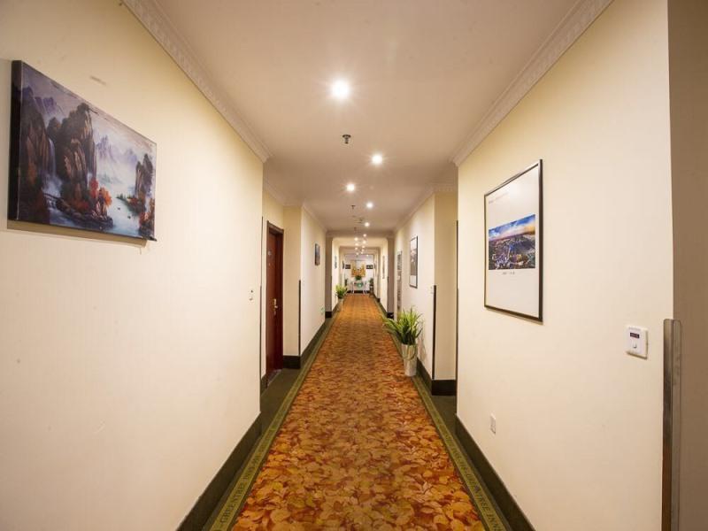 GreenTree Inn Taizhou XingHua Middle Yingwu Road Express Hotel 19/29