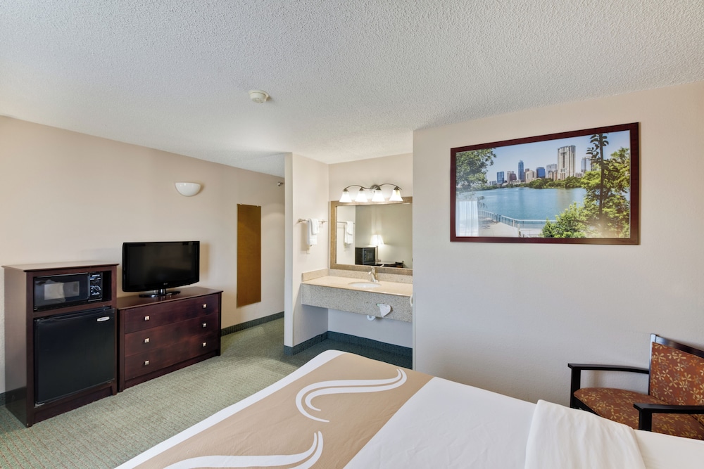 Quality Inn Cedar Park - Austin Northwest 24/50