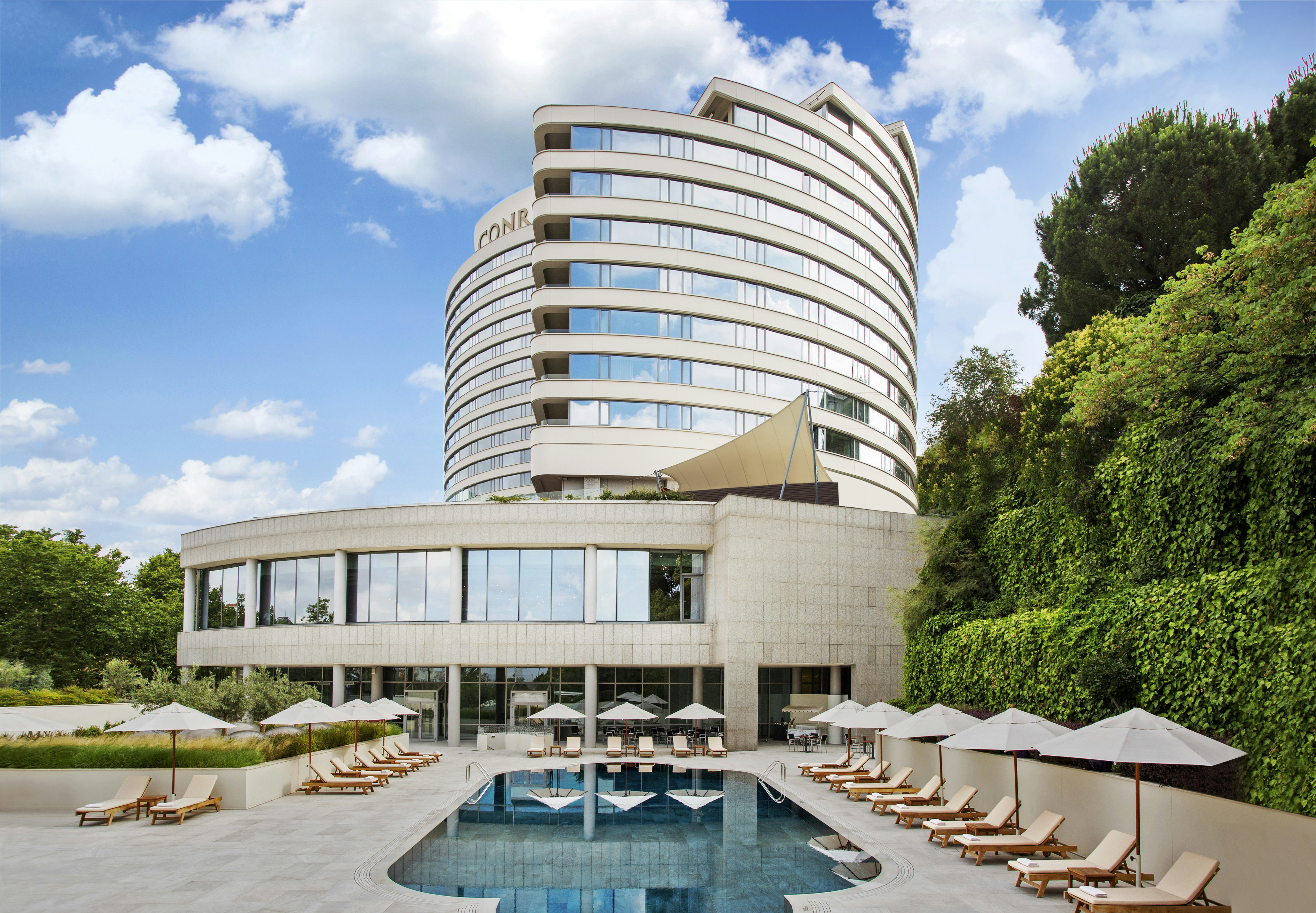 Conrad Istanbul Bosphorus 44/50