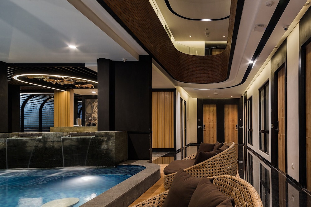 Allura Azana Resort Tawangmangu 23/50