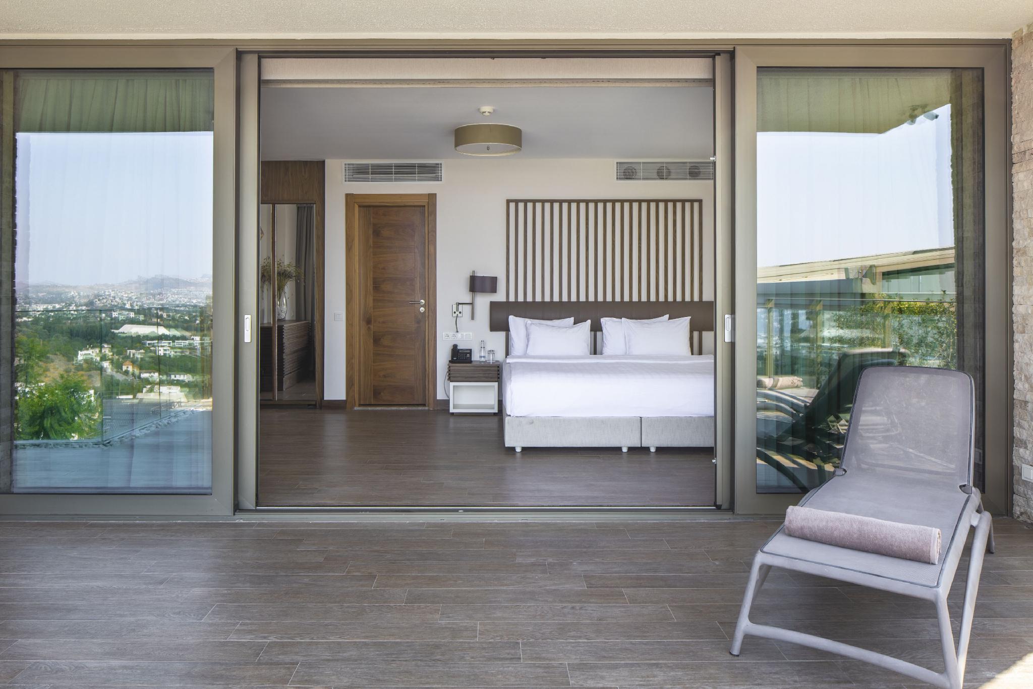 Deluxe, Suite, King Bed, Sea View