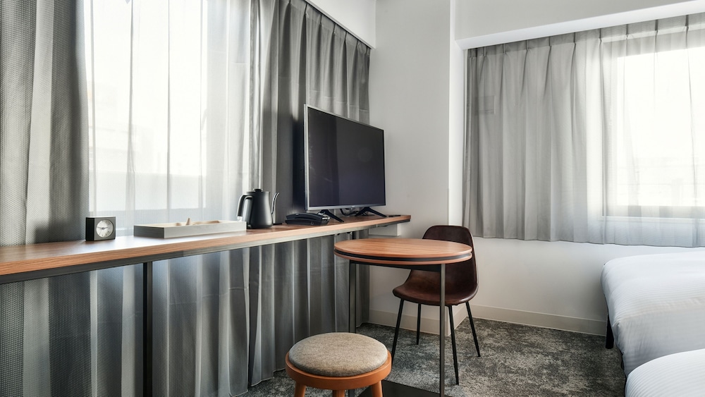 Vessel Inn Namba 39/50