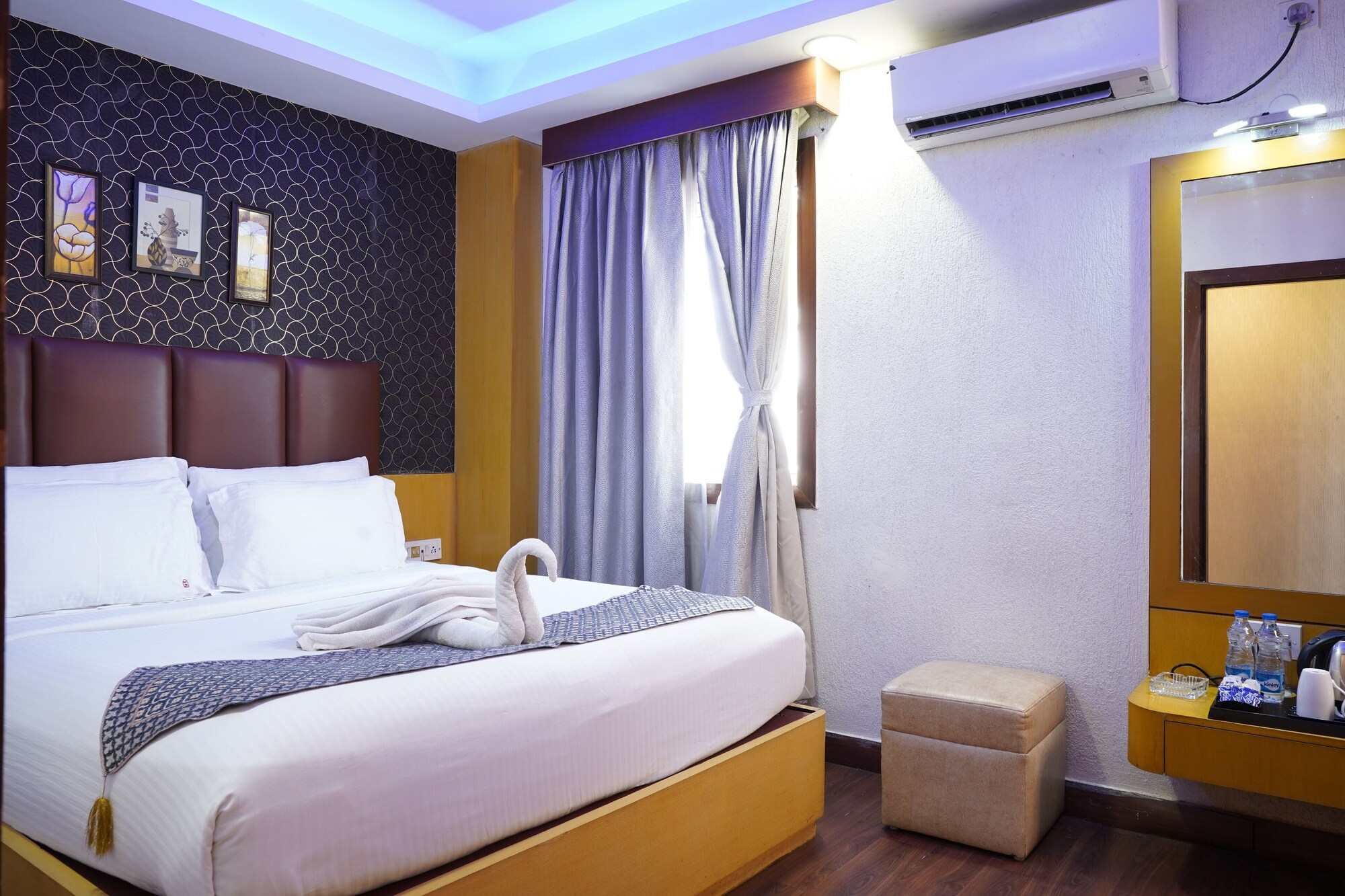 1 BEDROOM, EXECUTIVE, DOUBLE BED