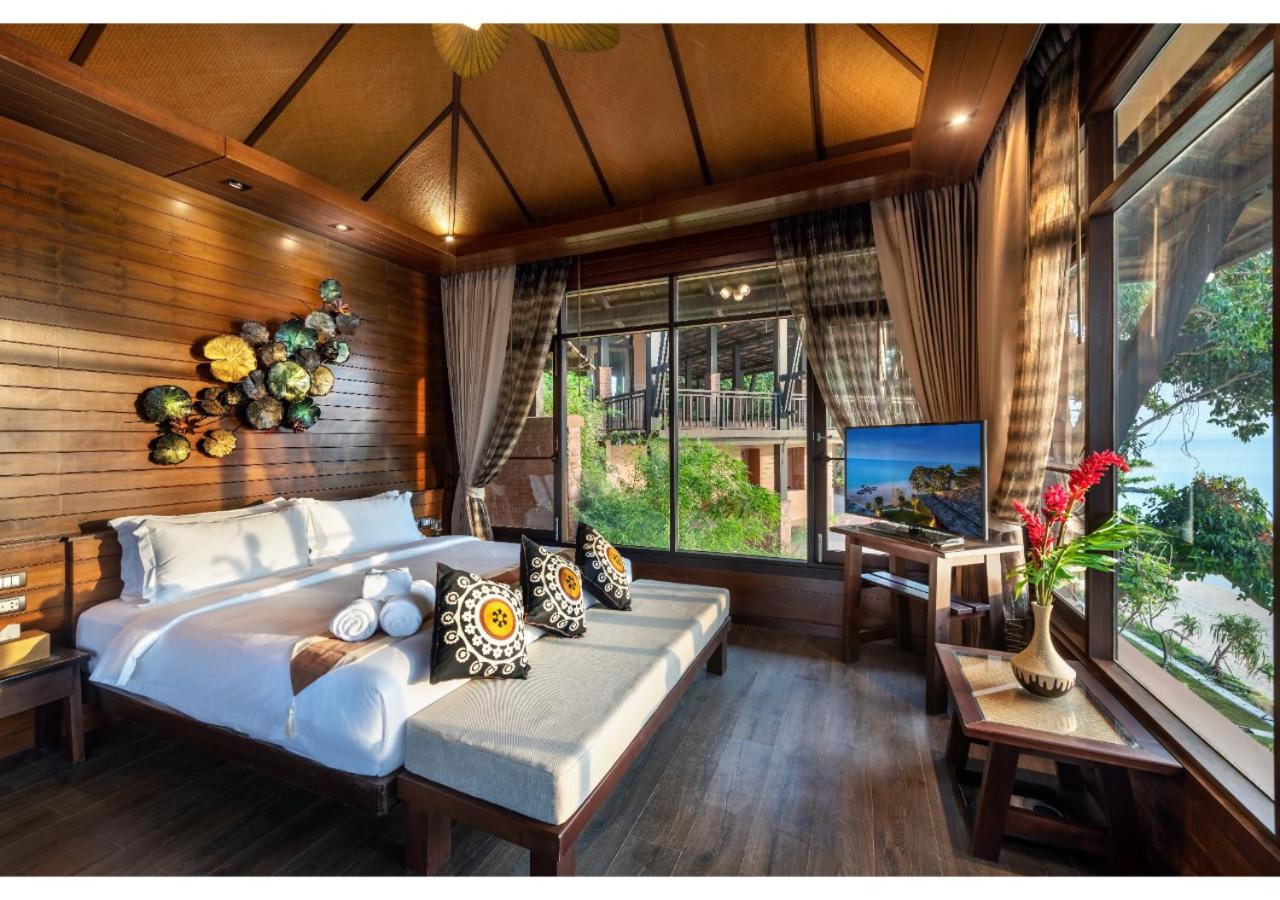 1 Bedroom, Pool, Villa, Beach Front, Hot Tub