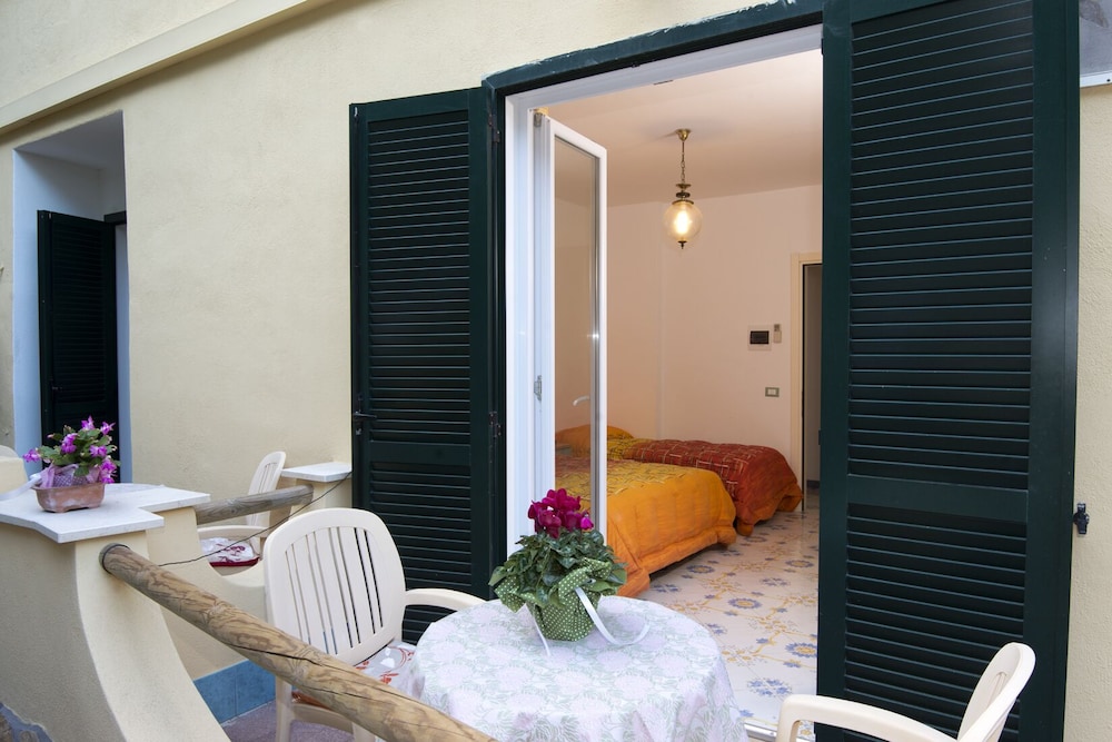 Giardino Delle Ninfe E La Fenice 34/64