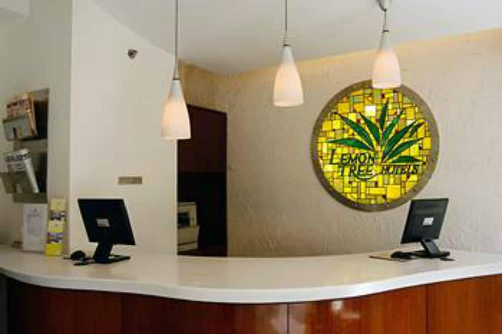 Lemon Tree Hotel Udyog Vihar Gurgaon 7/47