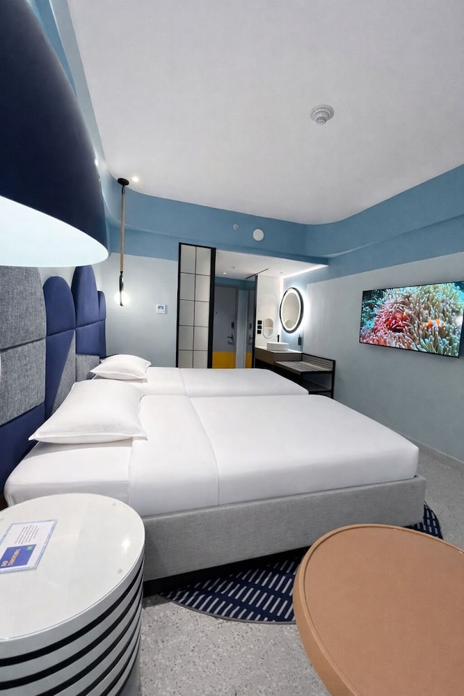Ibis Styles Subic 20/48