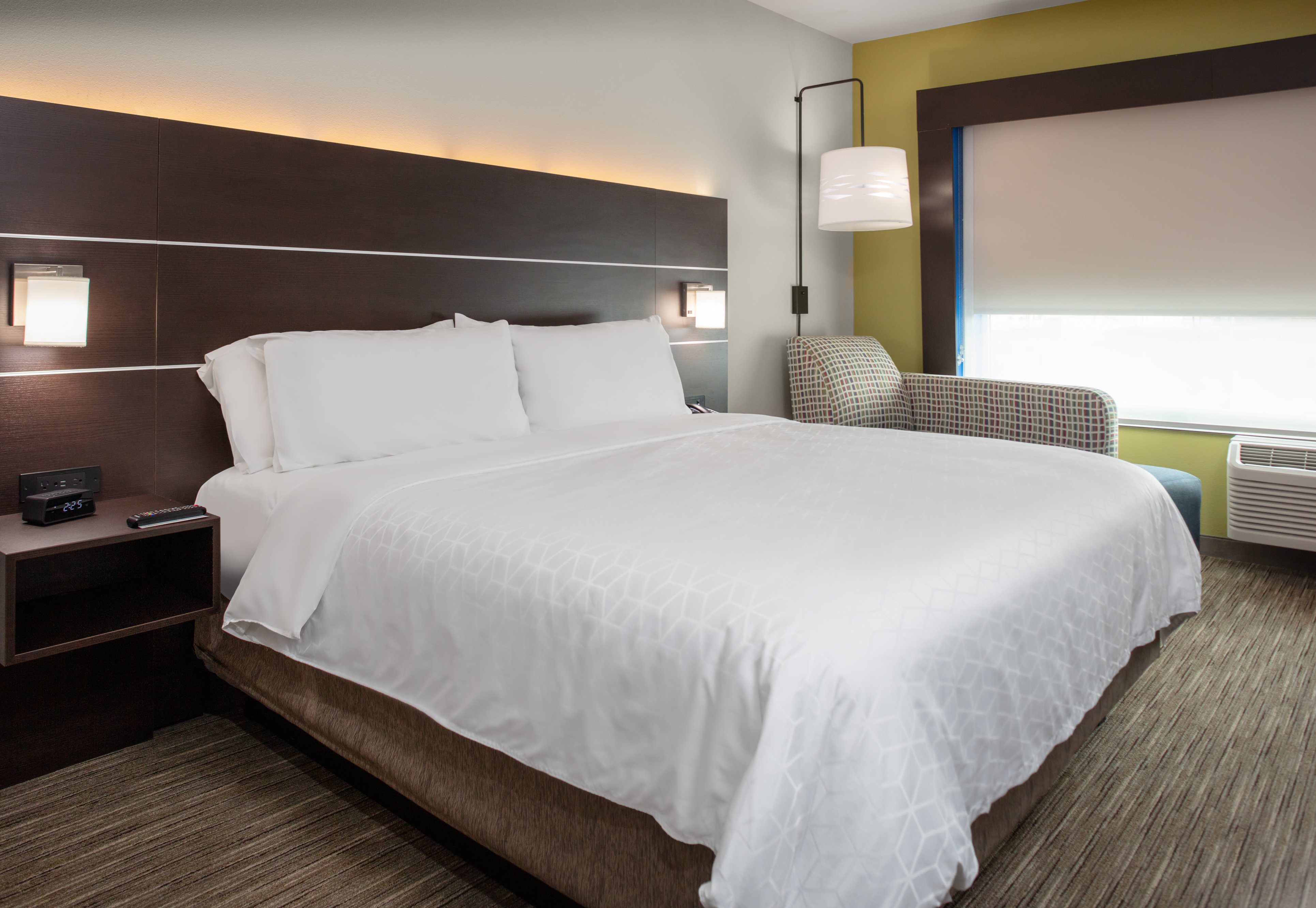 STANDARD, KING BED