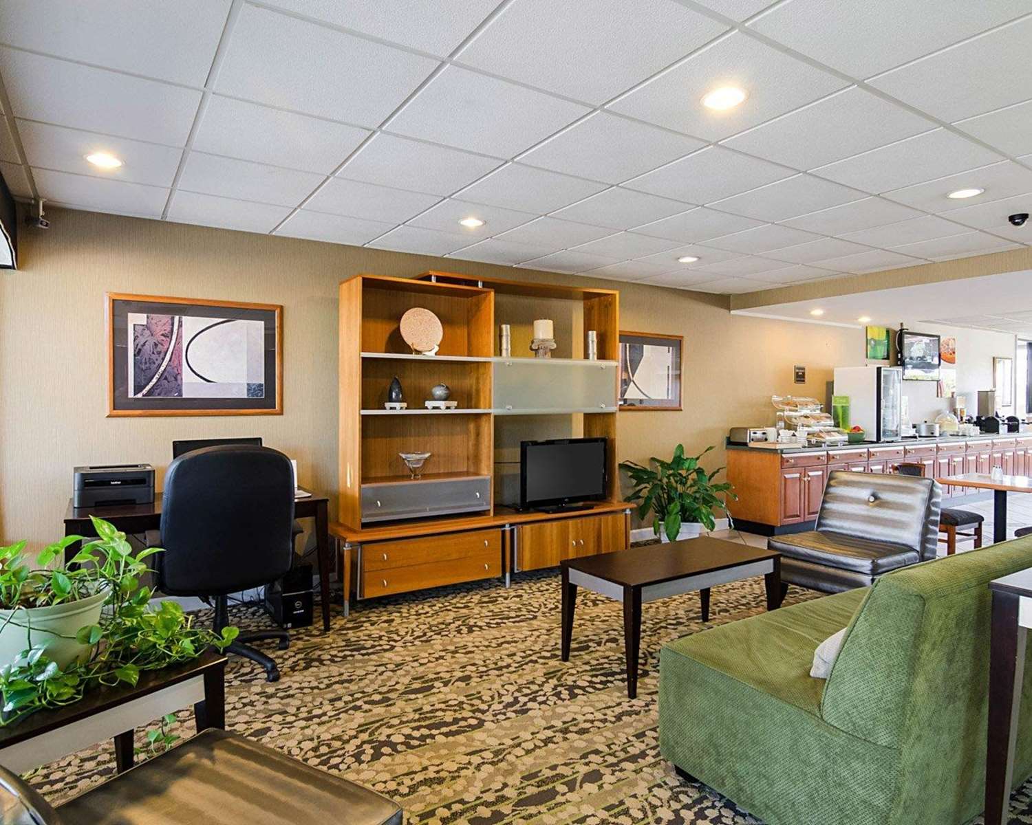 Quality Inn Troutville Roanoke North 26/43